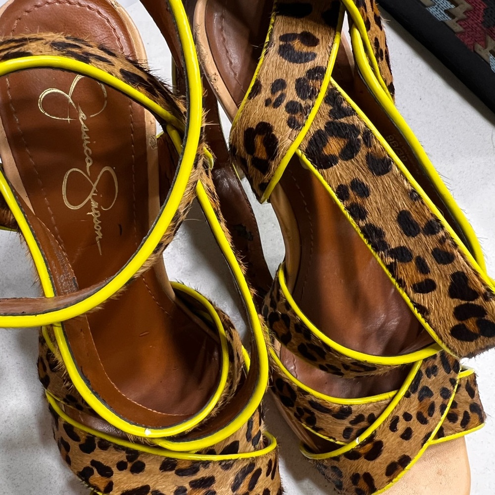 Jessica Simpson Leopard Print Women's high heels, like new!